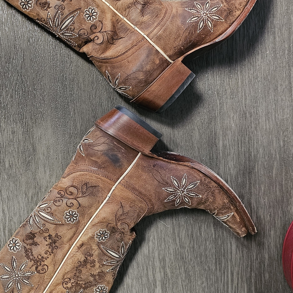 Shyanne Brown Embroidered Western Boots - image 2